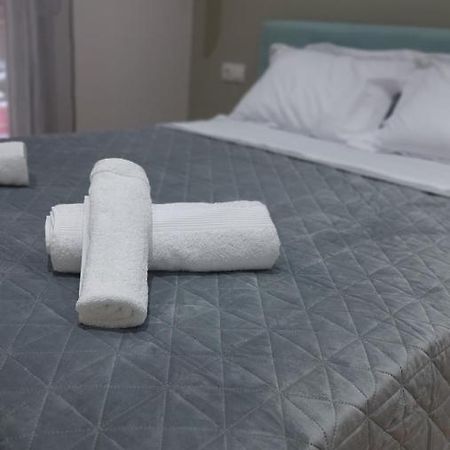 B&M Cozy Apartment Thessaloniki Buitenkant foto
