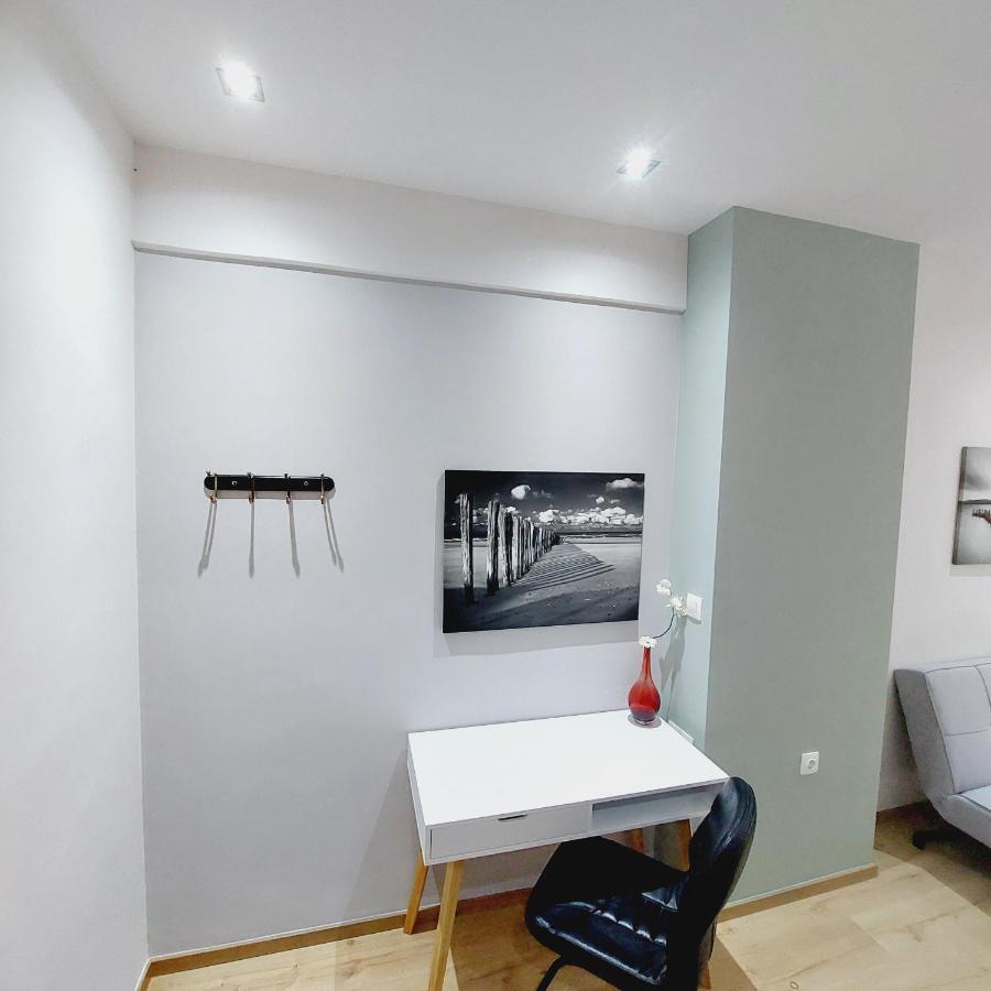 B&M Cozy Apartment Thessaloniki Buitenkant foto