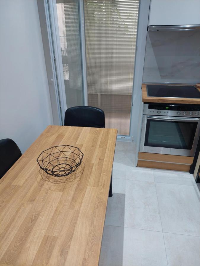 B&M Cozy Apartment Thessaloniki Buitenkant foto